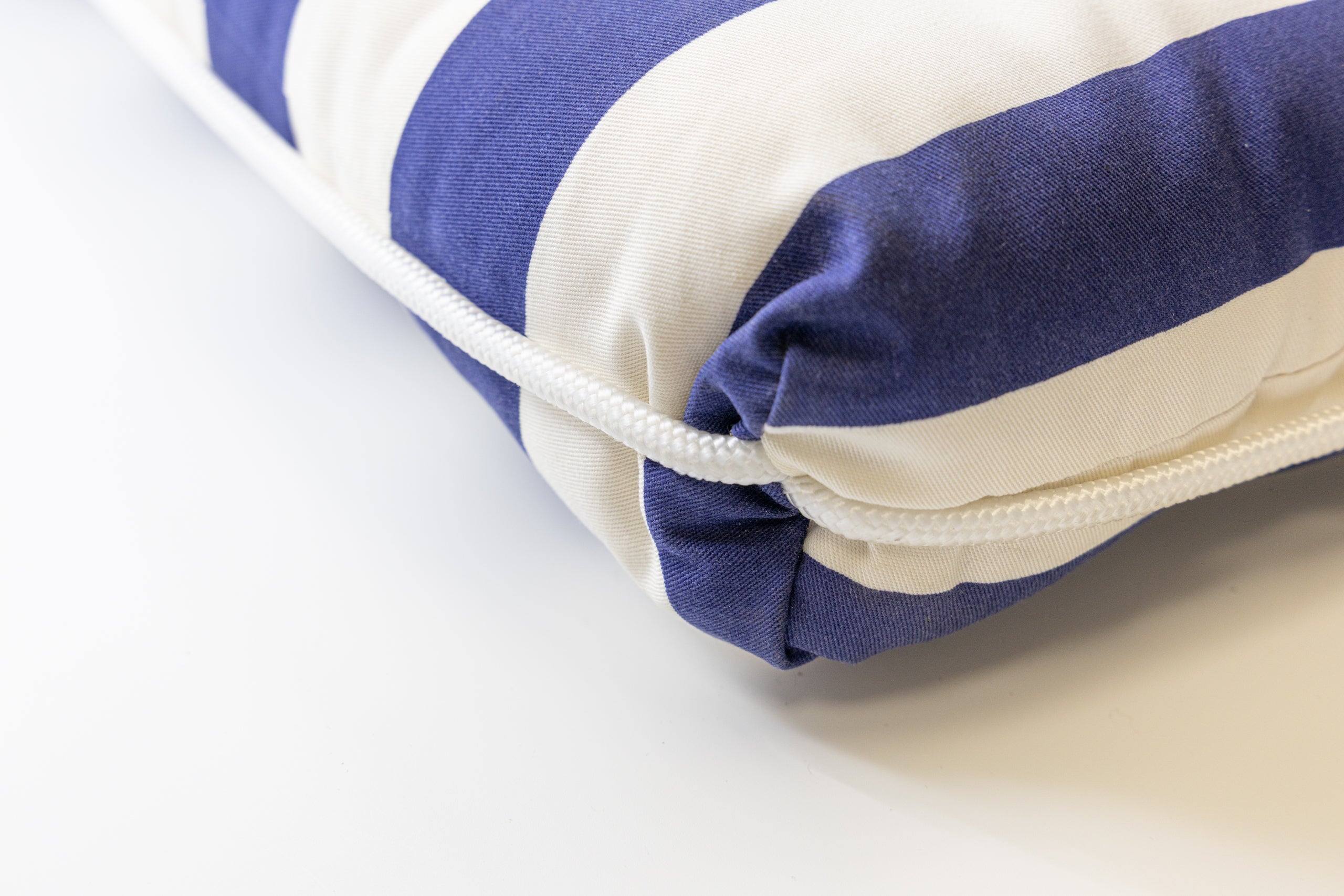 KAPOK-KISSEN EINZEL, BLAU/WEISS Kapok-Kissen einzeln SEILFLECHTER Tauwerk GmbH 