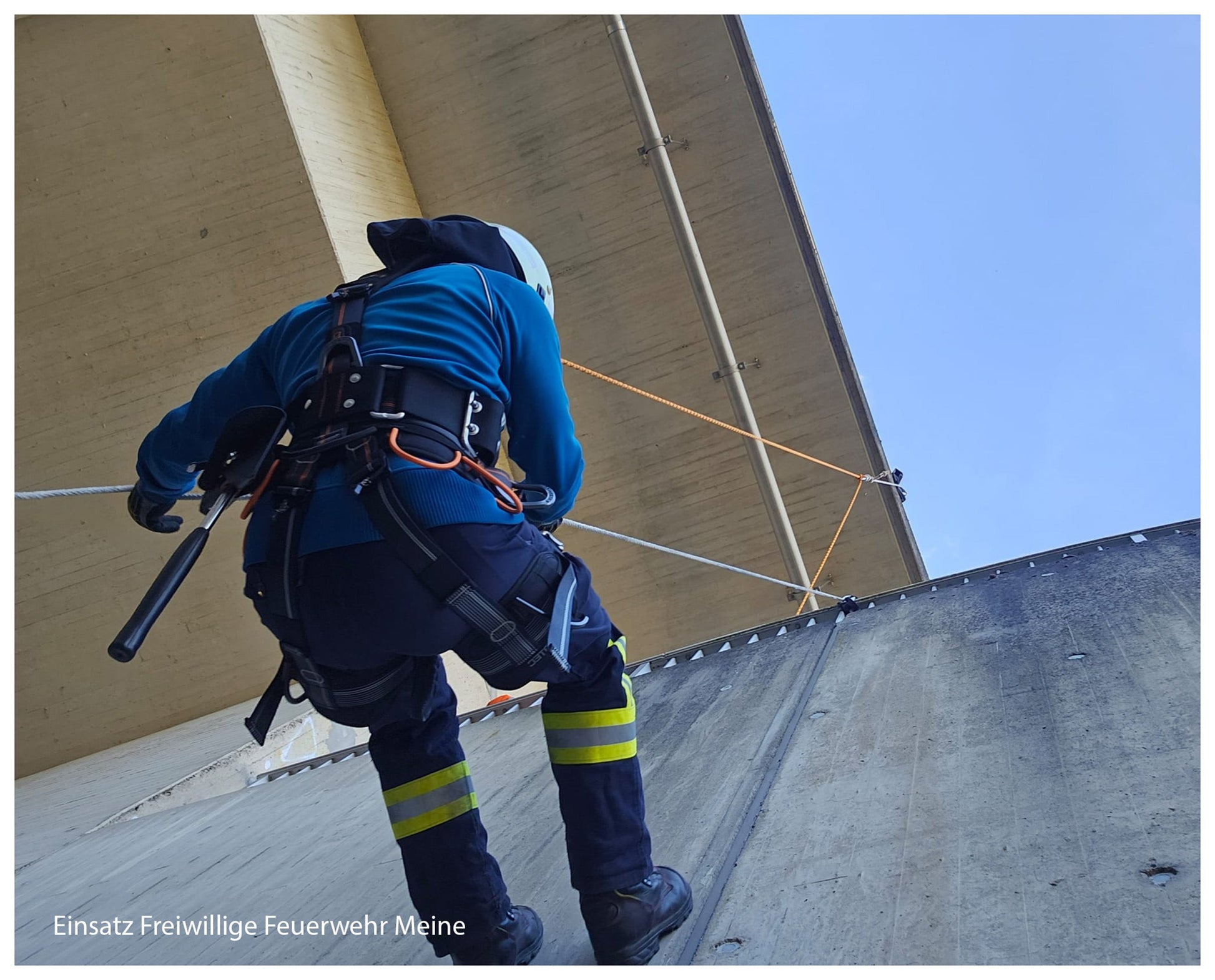 Seilflechter Feuerwehrleine mit Karabiner mit Öse / LM-Karabiner Feuerwehrleinen Seilflechter Tauwerk GmbH 